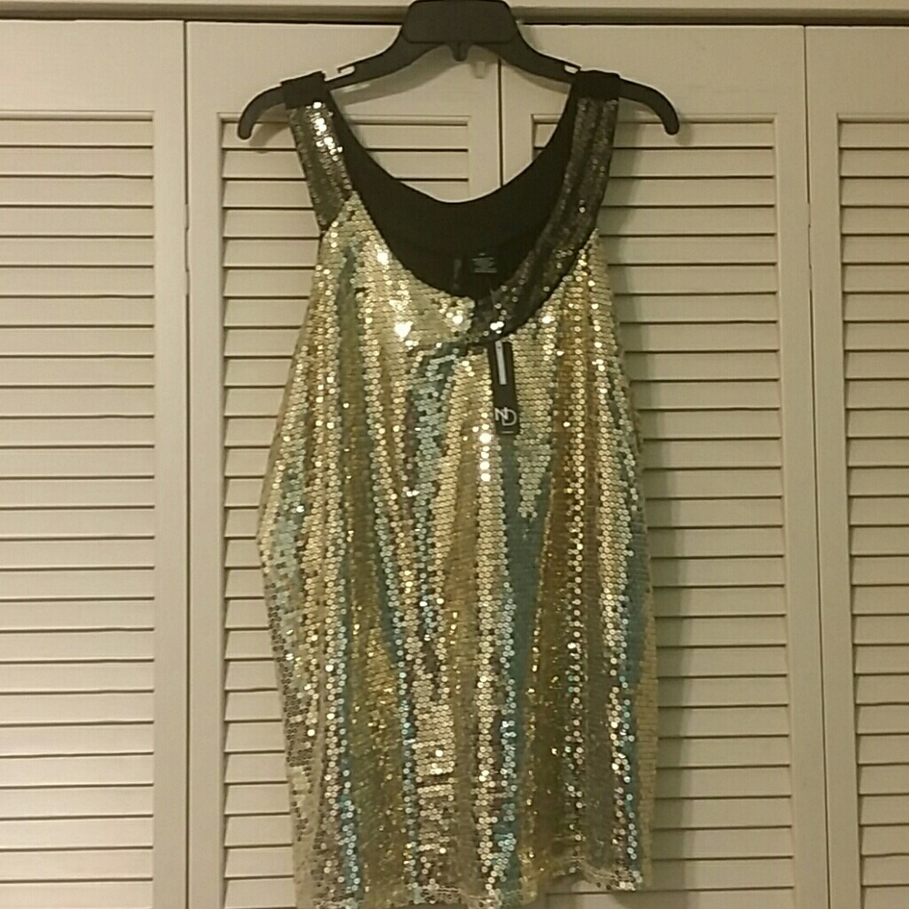 New Directions Woman Sequins Tank Top